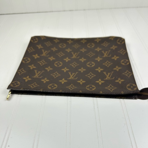 Louis Vuitton Monogram Toiletry Pouch Cosmetic Bag Clutch 26 - Picture 6 of 9